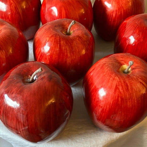 Unbranded: Black Metal Wire Spinning Apple Basket-Fall Decor - Picture 7 of 16